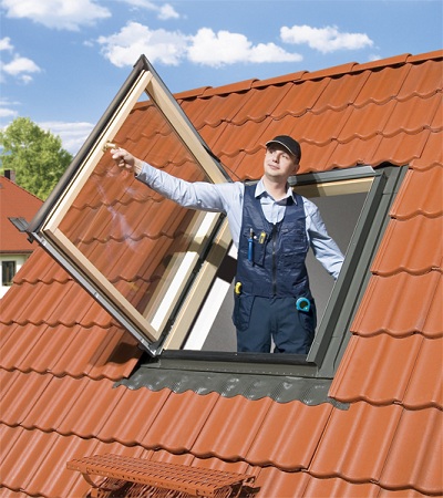 FAKRO FW Uitstapdakraam