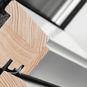 Wit_afgelakt_grenenhout_180x180px